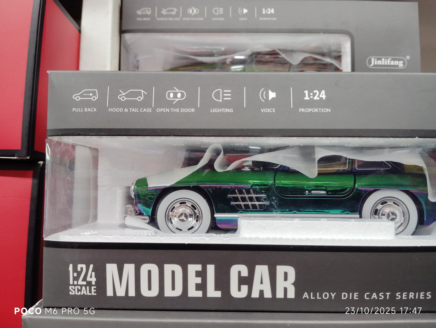 Mercedes-Benz 300SL Die-Cast Car – Collector’s Edition